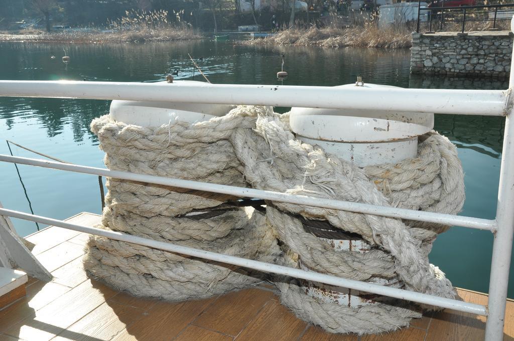 Hotel Brod Panini Veles Exterior foto