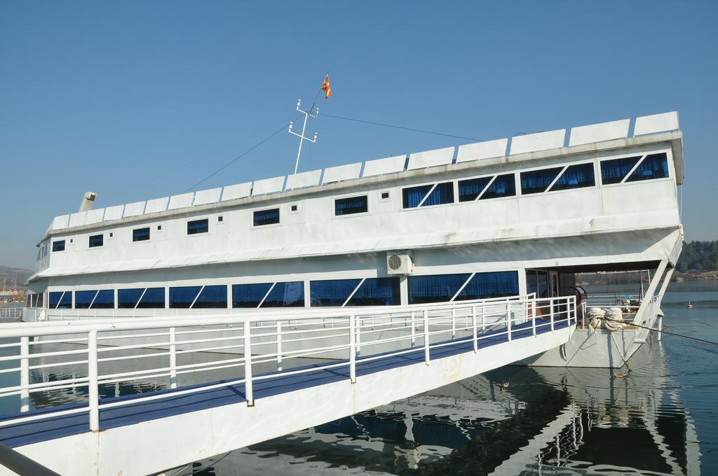 Hotel Brod Panini Veles Exterior foto